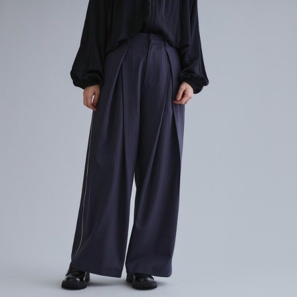オペークドットクリップ（OPAQUE．CLIP）/【es】ピンストライプ 変形ワイドパンツ【洗濯機OK】