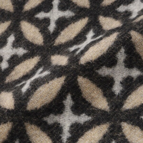 ドレステリア（DRESSTERIOR）/オーバーラップサークル カシミヤ100