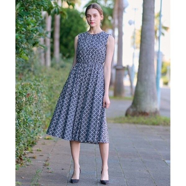 ドレステリア（DRESSTERIOR）/オーバーラップサークルノースリーブワンピース