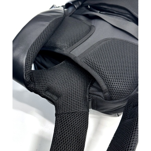 ドレステリア（DRESSTERIOR）/【荷重軽減】サスペンション バックパック