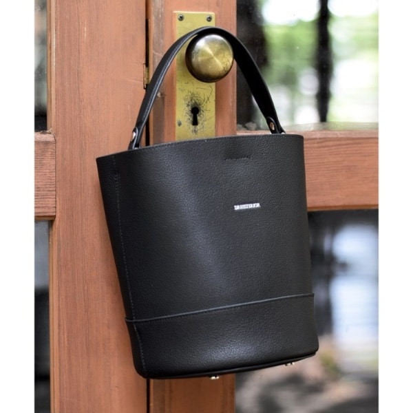 ドレステリア（DRESSTERIOR）/シュリンクレザーバケットBAG