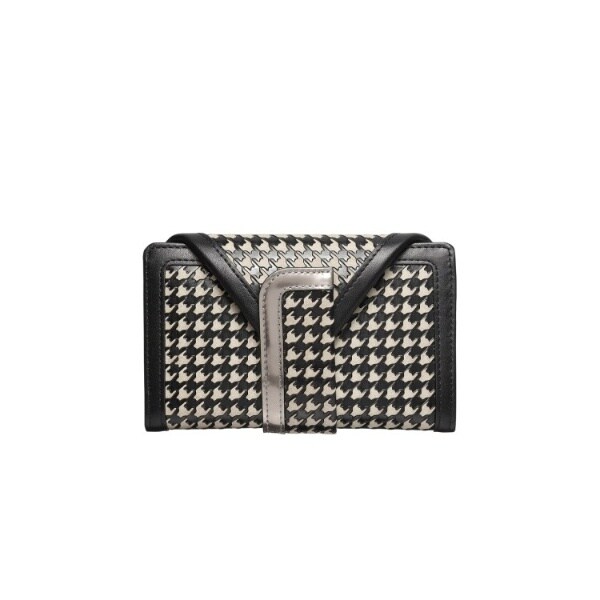 クロムハーツ フレアパッチ付きカシミアマフラー 中古 SS07