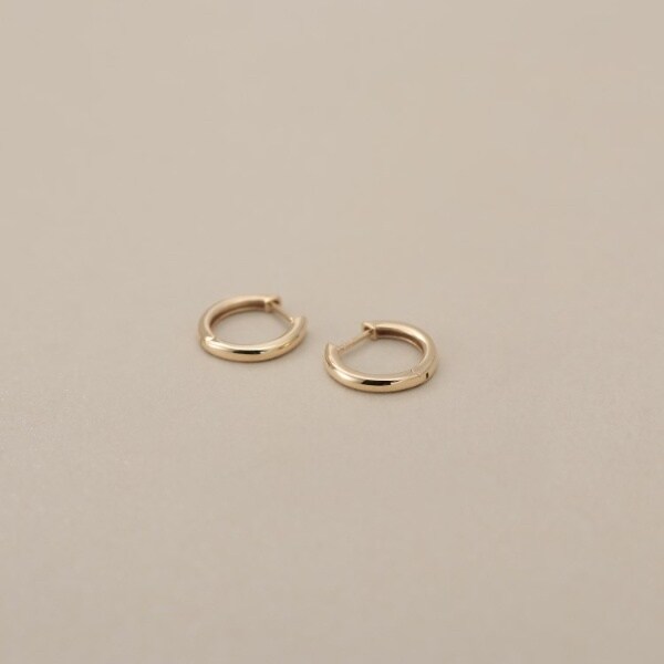 COCOSHNIK ココシュニック K10イエローゴールド リーフ型ピアス YG K10