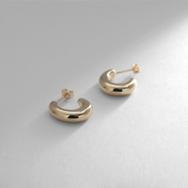 SALE，安い ココシュニック（COCOSHNIK）/K10中空オーバル フープピアス