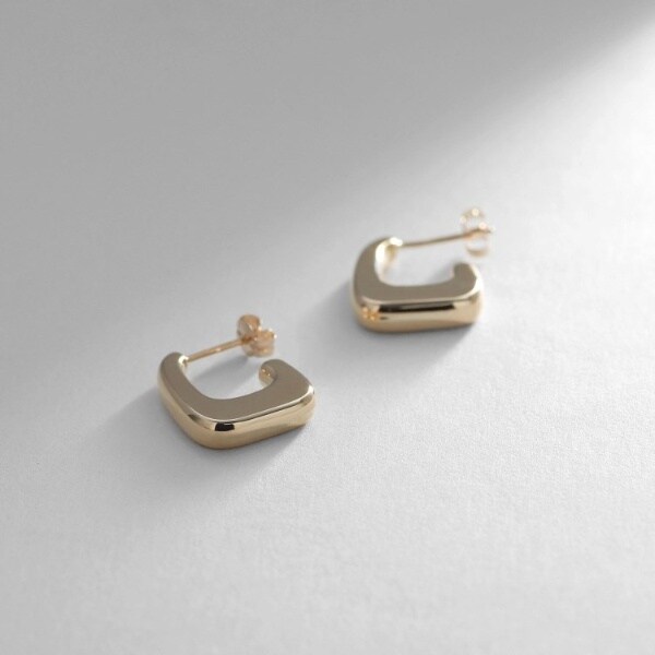 ココシュニック（COCOSHNIK）/K10中空トラペーズ フープピアスの通販は