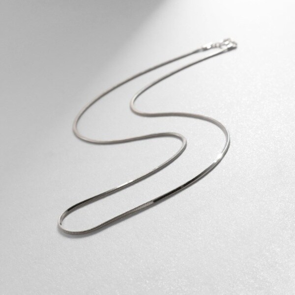 ココシュニック（COCOSHNIK）/K18ベビースネーク ネックレス WGの通販は 237,600円