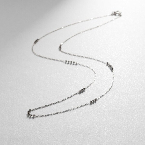 ココシュニック（COCOSHNIK）/プラチナ カットビーズ ステーションネックレスの通販は