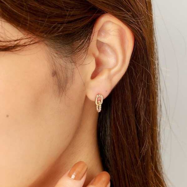 ココシュニック（COCOSHNIK）/K10縄目リンク スタッドピアス ピアス