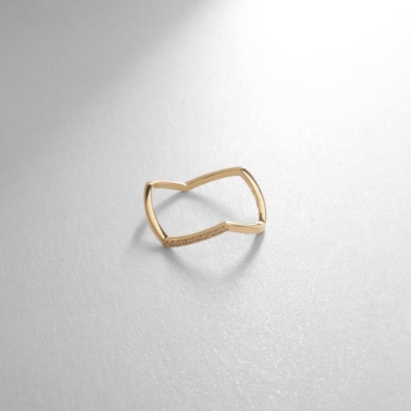 ココシュニック（COCOSHNIK）/K10ダイヤモンド V字連続 リングの通販は