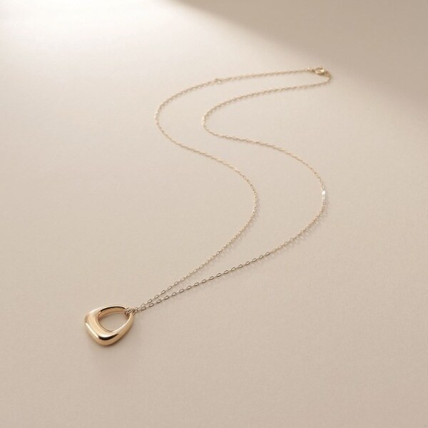 ココシュニック（COCOSHNIK）/K10中空トラペーズシェイプ ネックレス