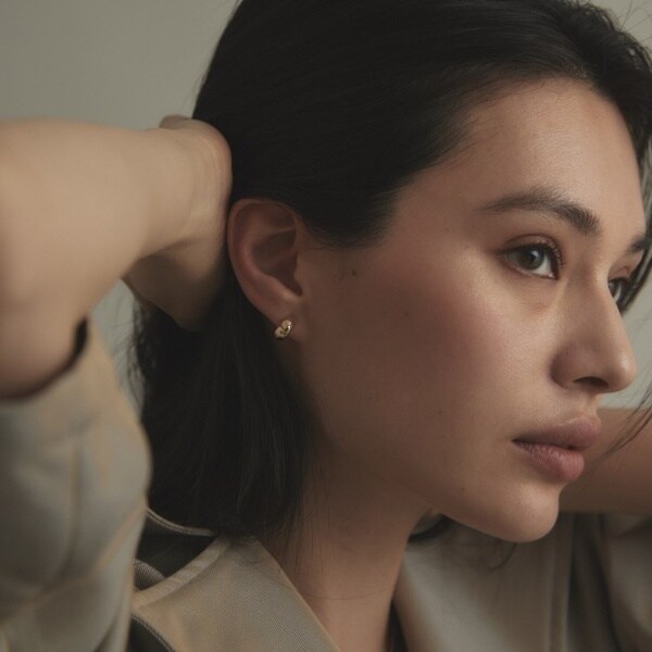 ココシュニック（COCOSHNIK）/K10中空しのぎ フープピアスの通販は