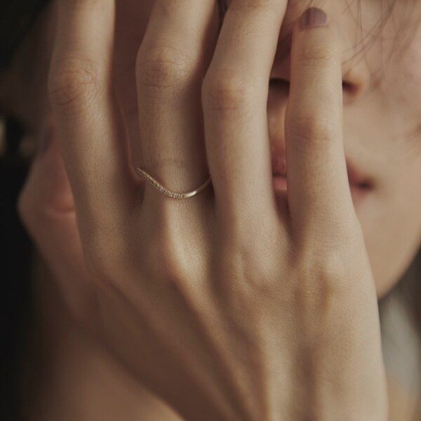 ココシュニック（COCOSHNIK）/K10ダイヤモンド Sライン リング