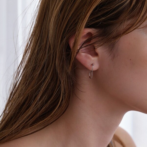 【K10】ねじれフープピアス/ジュピター（JUPITER） セール】【K10】ねじれフープピアス（ピアス（両耳用