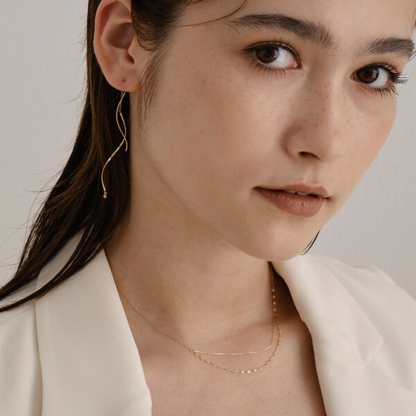 アメリカンピアス　k18ホワイト　 0.02ct.ダイヤ アメリカンピアスk18ホワイト 0.02ct.ダイヤ