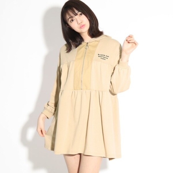 ピンクラテ ニコラ掲載 フード付きティアードワンピースの通販はau Pay マーケット Brand Square By Oioi ブランドスクエアbyマルイ