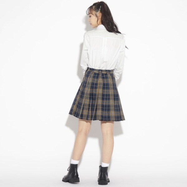 ピンクラテ（PINK−latte）/【卒服】ベーシックシャツの通販はau