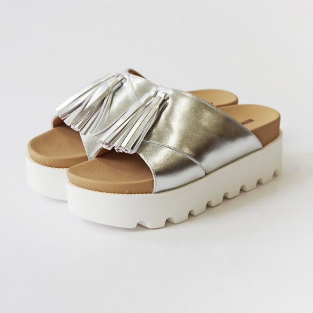 MINNETONKA  ミネトンカ グルカサンダル 厚底サンダル Amazon | [ミネトンカ] 正規品 グルカサンダル【23M01】 厚底 本