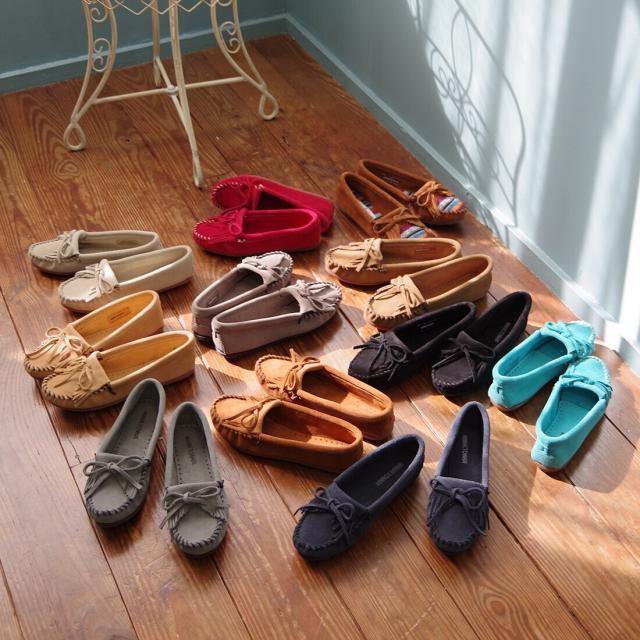 ミネトンカ（MINNETONKA）/【サイズ22cm〜26cm】 スエードモカシン