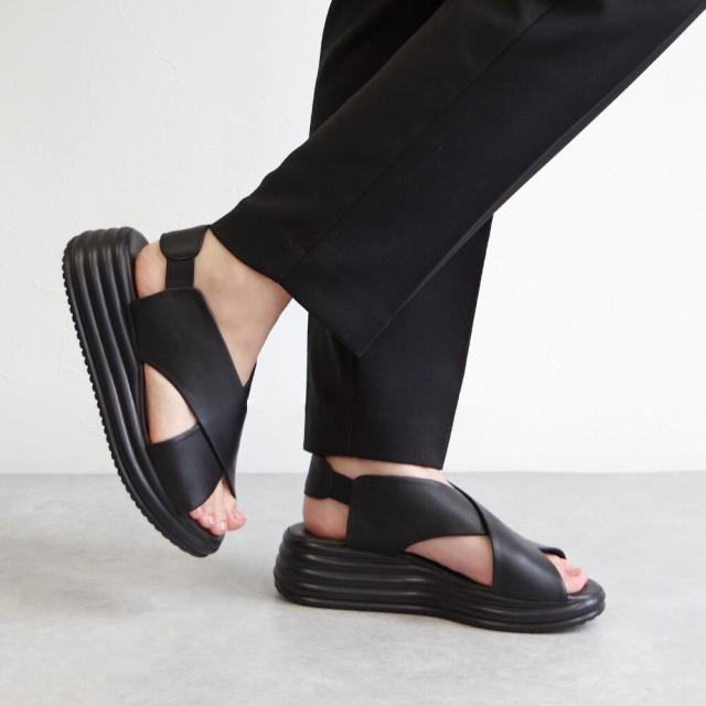 シュークローゼットセレクト（SHOE CLOSET SELECT）/BUENO （ブエノ） / バックストラップ クロス厚底サンダル Y5703