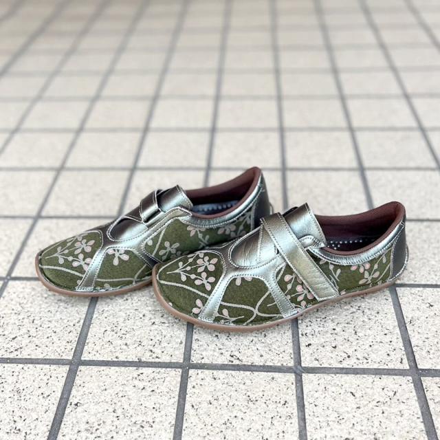 モネ（Monet）/【771301】ベルクロスニーカーの通販はau PAY