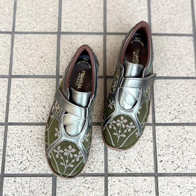 モネ（Monet）/【771301】ベルクロスニーカーの通販はau PAY