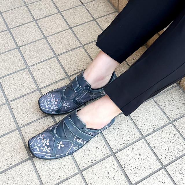 モネ（Monet）/【771301】ベルクロスニーカーの通販はau PAY