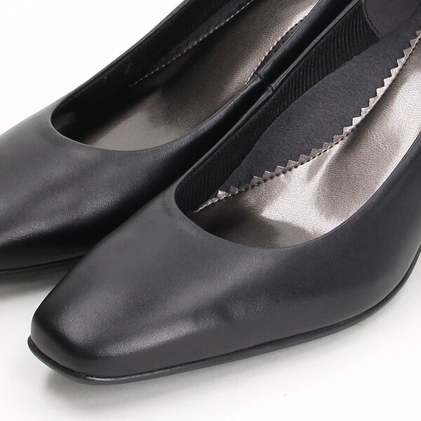 モネ（Monet）/【213308】スクエアトゥパンプスの通販はau PAY