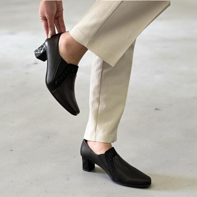 モネ（Monet）/【25秋冬新作】【883405】デザインヒールパンプス