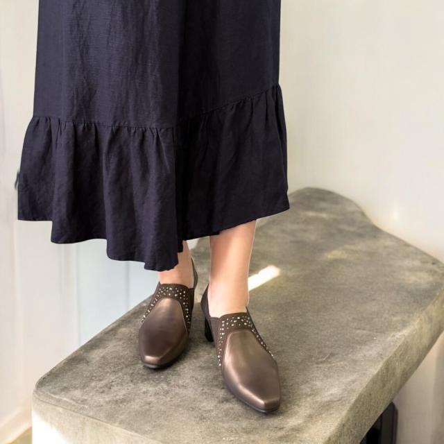 モネ（Monet）/【25秋冬新作】【883405】デザインヒールパンプス