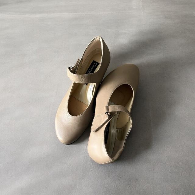 モネ（Monet）/【ソフトレザー/屈曲性】オブリークトゥ ストラップ