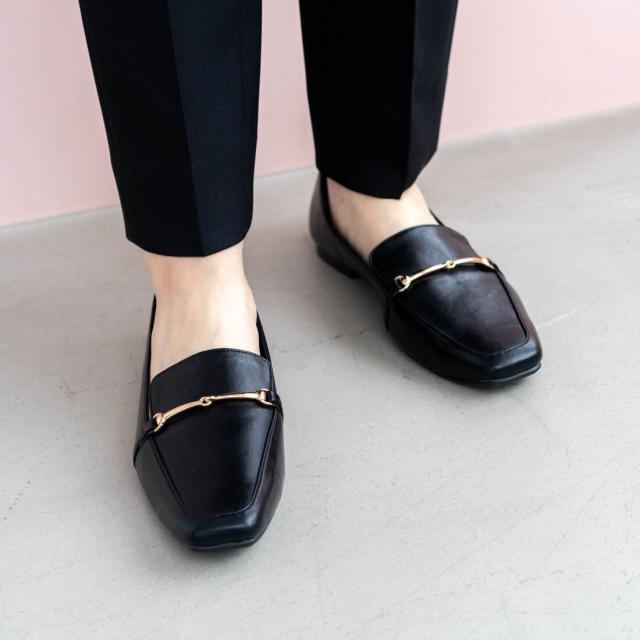 ラウナレア（Launa lea）/【人気】スクエアトゥビットフラットローファー(0457A) ラウナレア（Launa lea）/【人気】スクエアトゥビットフラット