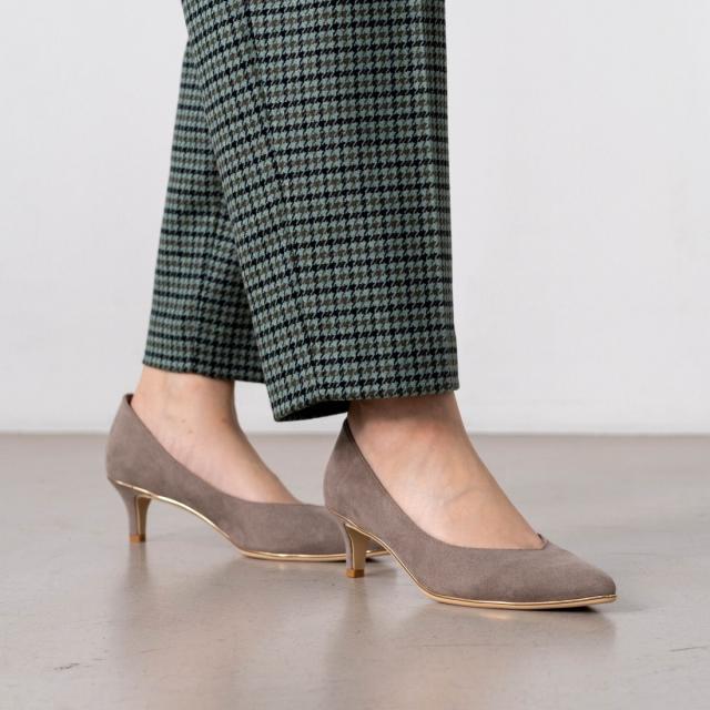 ラウナレア（Launa lea）/ゴールドラインパンプス(80009D)