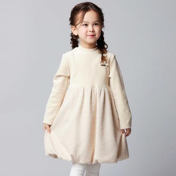 ベベ（BeBe）/ベロア×ファンシーヤーン切り替えハイネックバルーンワンピース(90~140cm)