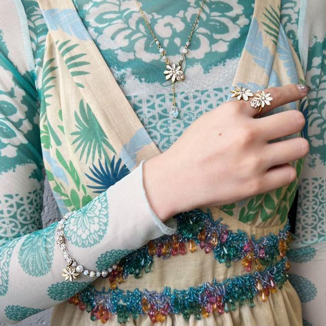 アナ スイ（ANNA SUI）/ティアレ 薔薇 モチーフ ブレスレット