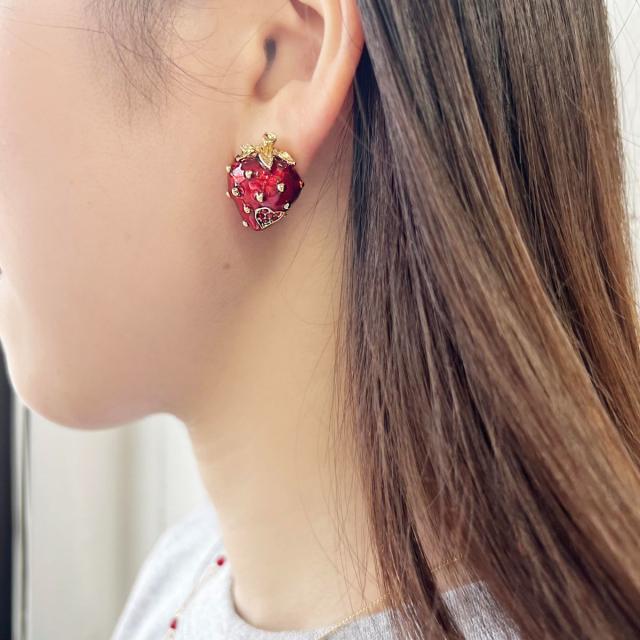 アナ スイ（ANNA SUI）/いちごモチーフ ピアス