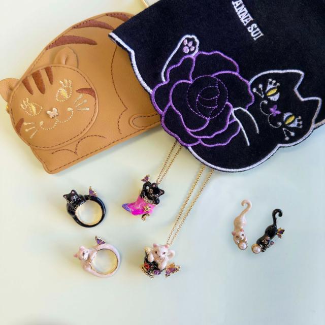 アナ スイ（ANNA SUI）/白猫モチーフ ネックレスの通販はau PAY