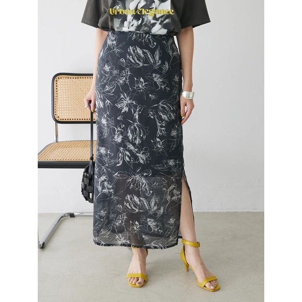 アンリエットミュゼ（AnriettMusee）/モノトーンフラワータイトスカートの通販は 5,391円