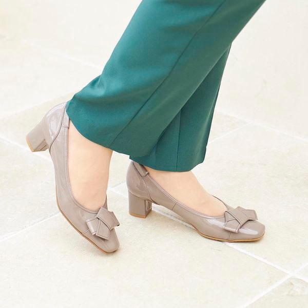 リズ・ラフィーネ（Riz raffinee）/【3E】【レイン対応】モチーフリボンパンプス