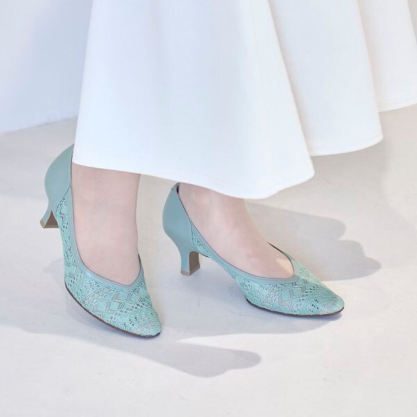 リズ・ラフィーネ（Riz raffinee）/【24春夏新作】Vカットレースパンプス リズ・ラフィーネ（Riz raffinee）/【24春夏新作】Vカットレース