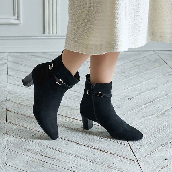 リズ・ラフィーネ（Riz raffinee）/【2WAY】ベルト付ショートブーツ