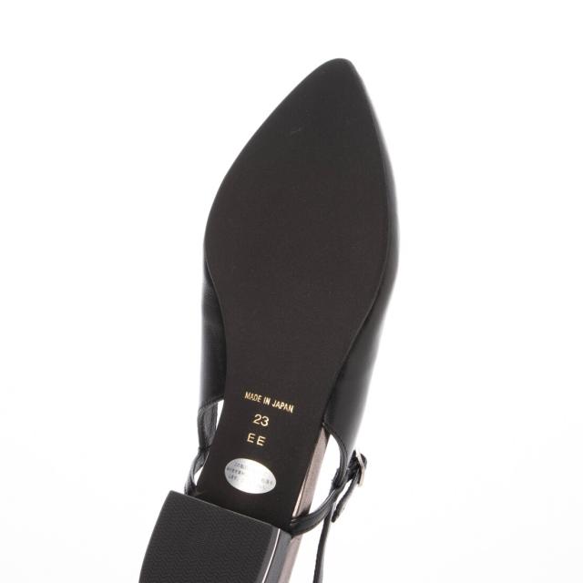 リズ・ラフィーネ（Riz raffinee）/バックストラップパンプス