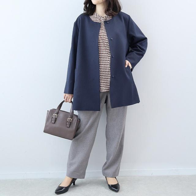 フルールbyミントブリーズ（fleur by mint breeze）/【大きいサイズ】幾何学柄サイドタックブラウス フルールbyミントブリーズ（fleur by mint breeze）/【大きいサイズ