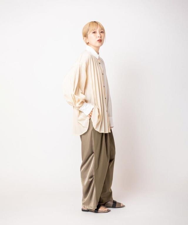 オズモーシス（OSMOSIS）/アシンメトリープリーツブラウス_14
