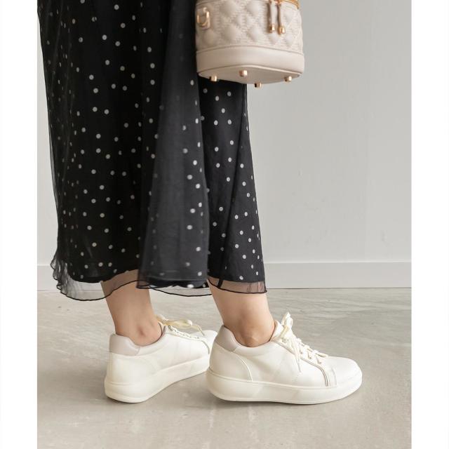 新品 RANDA ホワイトスニーカー LL 25.5 ランダ（RANDA）/＜24春夏新作＞【22．5−25．5】フラワーハトメ