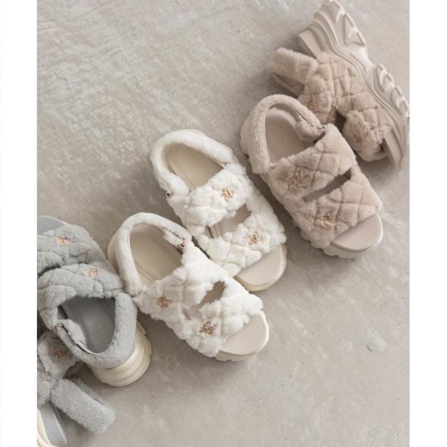 ランダ（RANDA）/＜25秋冬新作＞【22．5−25．5】キルティングファースポーツサンダル