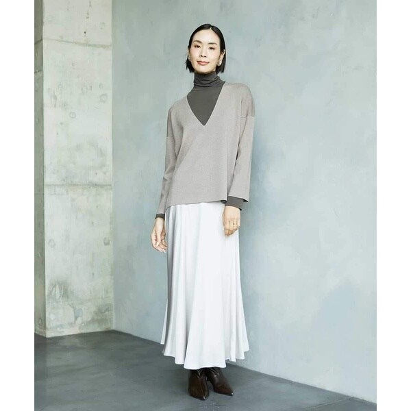 ミッシェルクラン（MICHEL KLEIN）/深Vネックニットプルオーバー