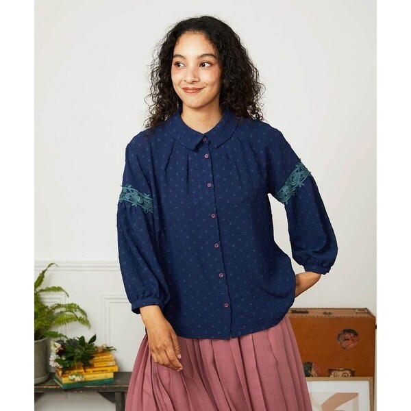 ホコモモラ（JOCOMOMOLA）/Encaje de Animal フラワーレースドビーブラウス