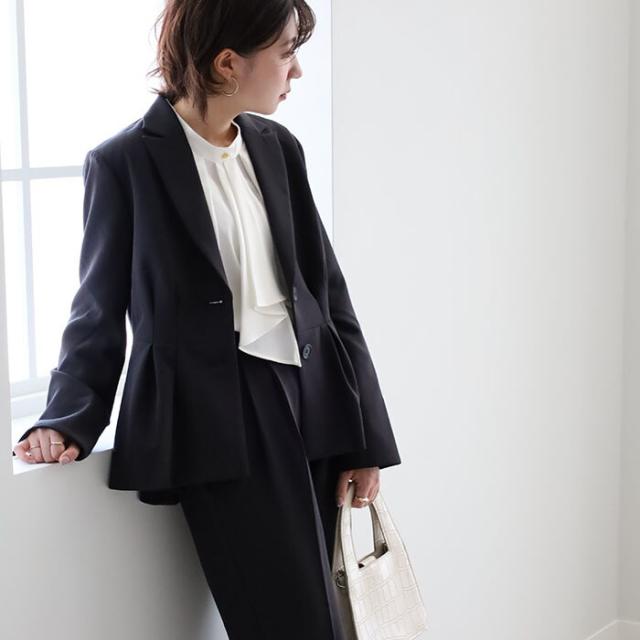 ジーラ バイ リュリュ/ペプラムジャケットパンツスーツセット ジーラ バイ リュリュ/ペプラムジャケットパンツスーツセットの通販は