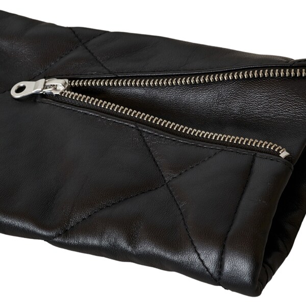 ノーアイディー（NO ID．）/レザーキルティングパデットフーデッドBLZ