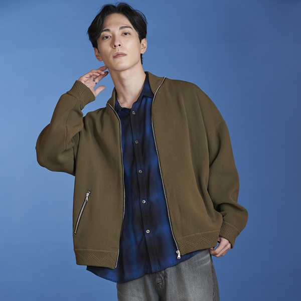 ノーアイディー（NO ID．）/ZIPニットMA−1BLZ（ブルゾン)